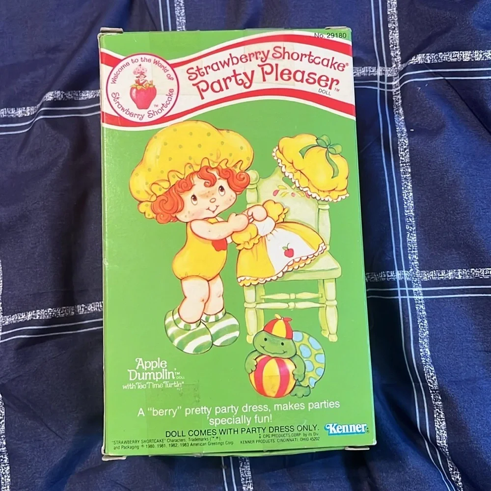 Strawberry Shortcake Apple Dumplin Party Pleaser Doll with Tea Time Turt…